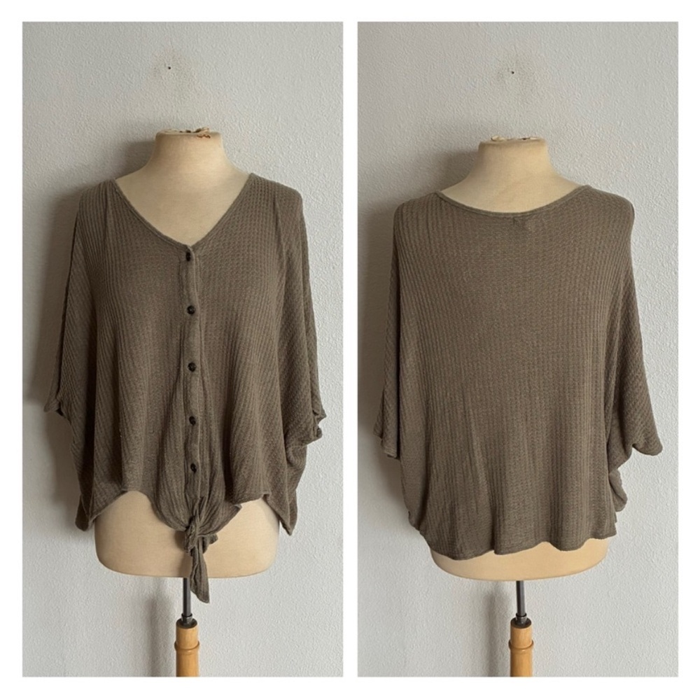 Maurices knit knot top
